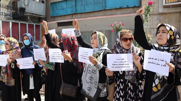 Afganistaneko emakumeak protestan