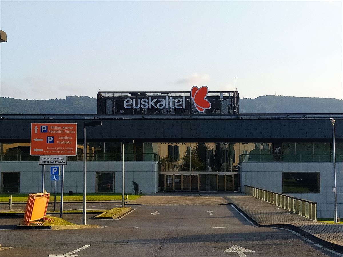 La sede de Euskaltel en Derio (Bizkaia).
