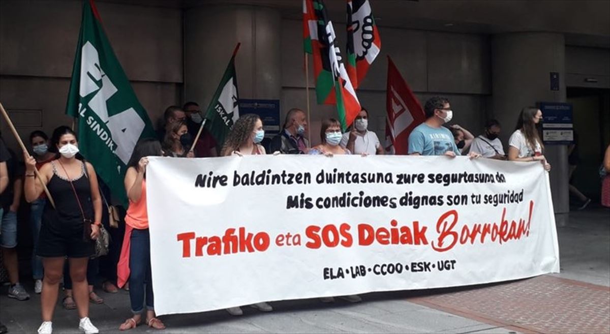 Concentración de los trabajadores hoy en Bilbao