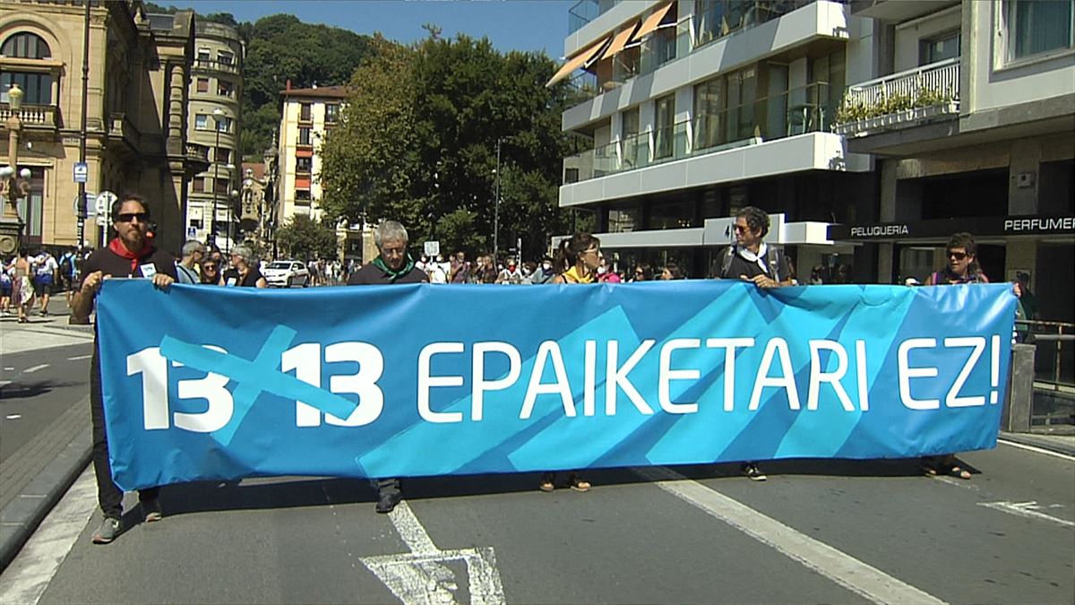 Manifestación en San Sebastián contra el sumario 13/13. Foto obtenida de un vídeo de EITB Media