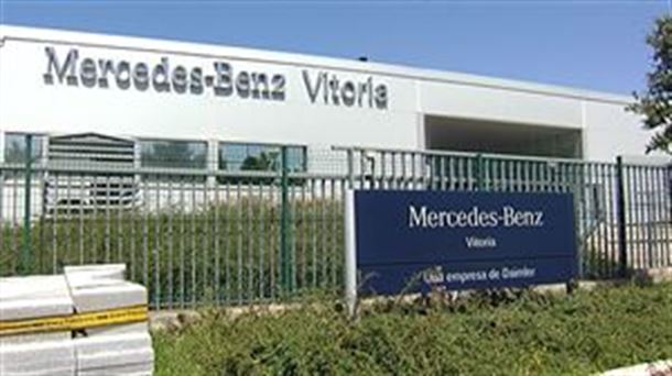 Los y las trabajadoras de Mercedes en Vitoria-Gasteiz no trabajarán mañana