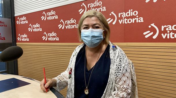 De la Peña: "Trabajamos para que la línea al aeropuerto de Loiu desde Vitoria esté lista a finales de 2022"