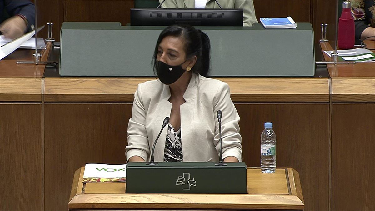Amaia Martinez (Vox) en el Parlamento Vasco. EITB Media