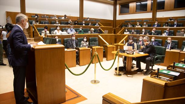 El lehendakari Iñigo Urkullu, durante su discurso en el Pleno de Política General. Foto: @eajpnv