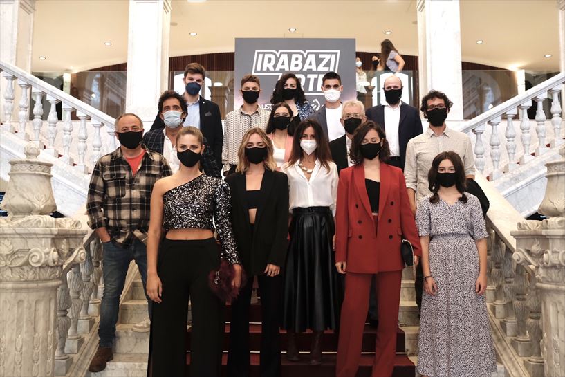"Irabazi Arte" telesaileko aktoreak