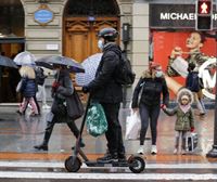 Bizkaibus prohíbe desde este jueves el acceso de patinetes eléctricos a sus autobuses