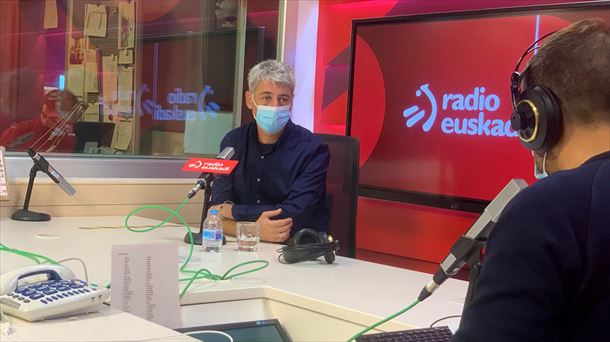 Matute, Radio Euskadiko estudioetan. 