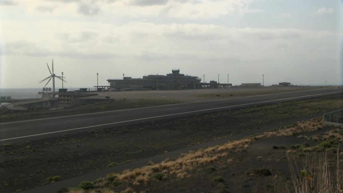 Aeropuerto de La Palma vacío