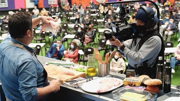 Ander Gonzalez, Gastroshow erakustaldian, Iradier Arenan. (Argazkia: EITB Media)
