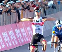 Pogacar, garaile UAE Tourreko laugarren etapan
