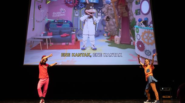 3 kluba eta 3 Ene Kantak Kursaalen. (Irudia: EITB Media)