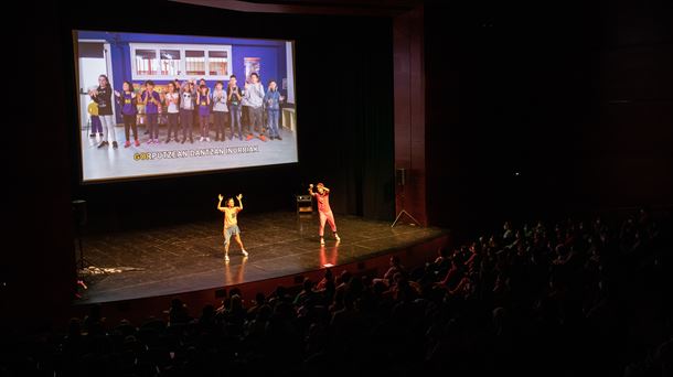 3 kluba eta 3 Ene Kantak Kursaalen. (Irudia: EITB Media)