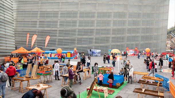 3 kluba eta 3 Ene Kantak Kursaalen. (Irudia: EITB Media)