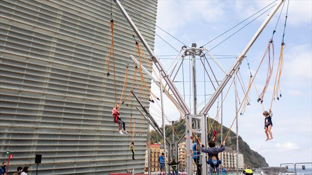 3 kluba eta 3 Ene Kantak Kursaalen. (Irudia: EITB Media)