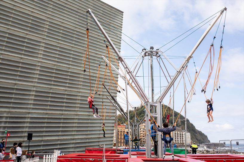 3 kluba eta 3 Ene Kantak Kursaalen. (Irudia: EITB Media)