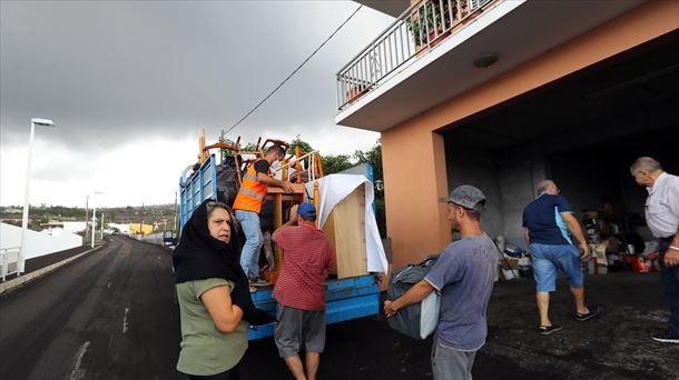 Las autoridades han ordenado la evacuación de diversas zonas de Los Llanos de Aridane. Foto: EFE