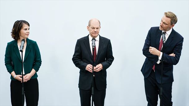 Barboeck, Scholz y Lindner. Foto: Efe