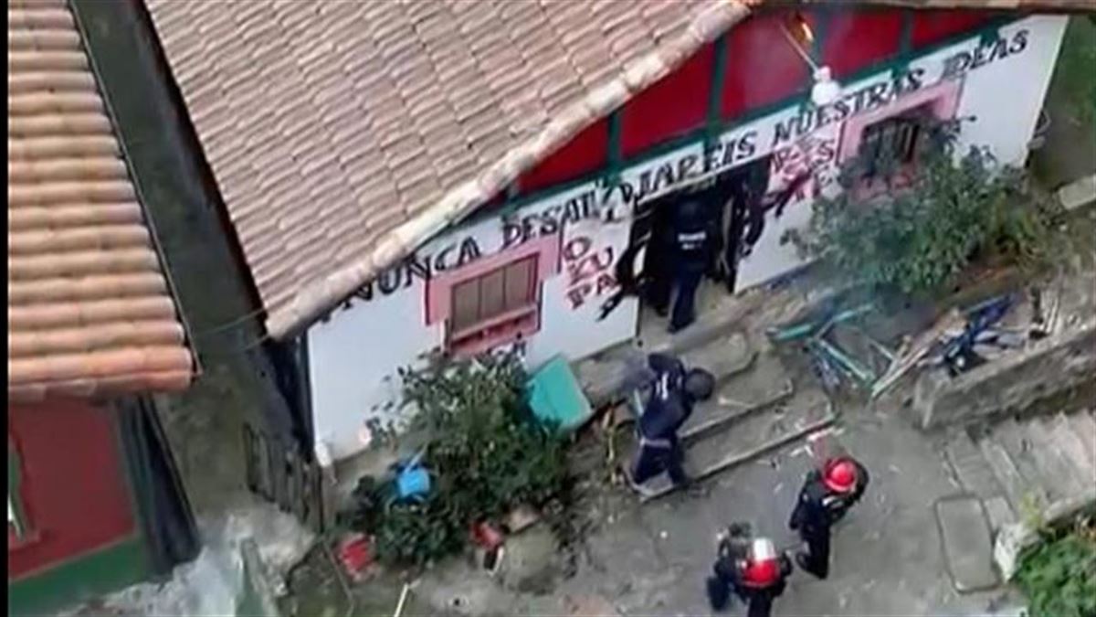 La vivienda desalojada en Santurtzi (Bizkaia). Imagen obtenida de un vídeo de EiTB Media.