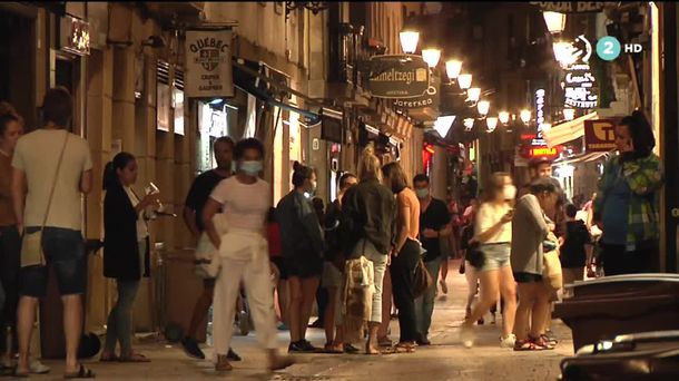 Gente en la calle. Imagen: EITB Media