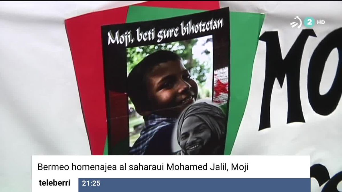 Bermeo ha homenajeado a Mohamed Jalil. Foto obtenida de un vídeo de EITB Media.