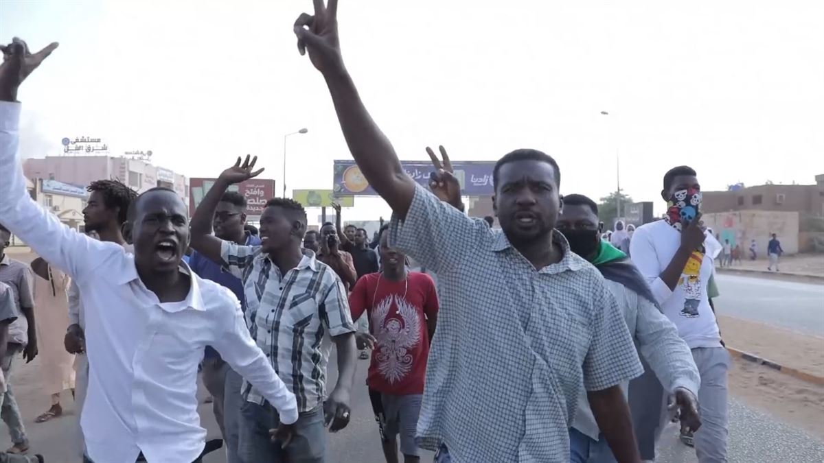 Manifestariak Khartumen