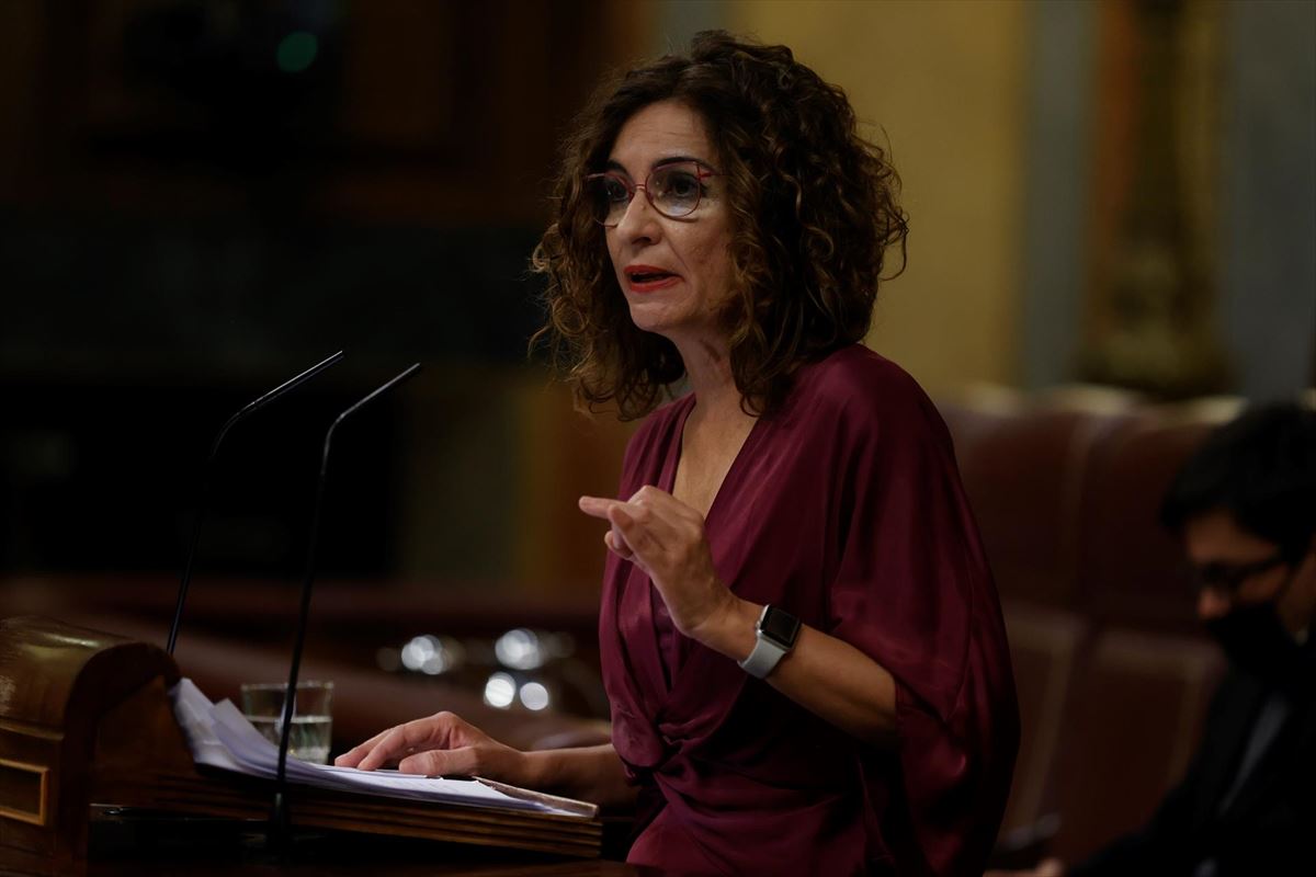 María Jesús Montero durante su intervención en el Congreso este miércoles. Foto: EFE.