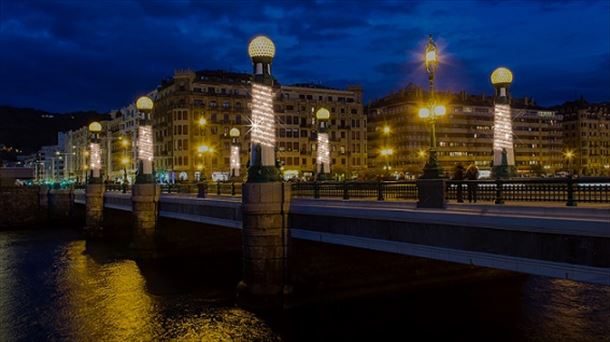 Luces de Navidad en San Sebastián. Foto: Ayuntamiento.