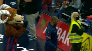 El Baskonia sufre, pero gana en casa al Unicaja (92-89)