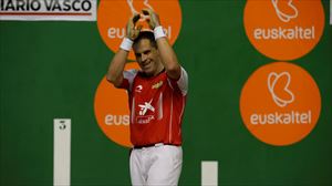 Aimar Olaizolak Goizuetan esan dio agur pilota profesionalari