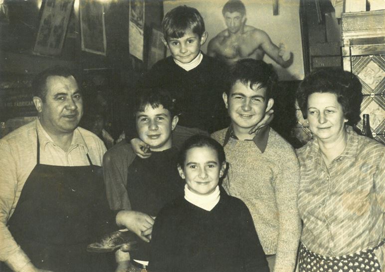 Martin Berasategi con su familia.