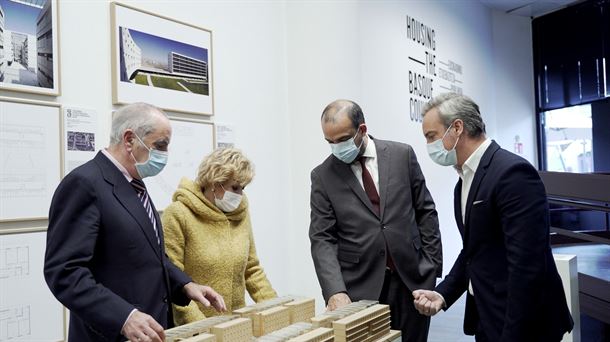 Exposición "Housing the Basque Country"