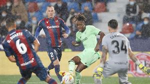 Golik gabeko berdinketa baino ezin izan du lortu Athleticek Levanteren etxean (0-0)