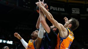 Bilbao Basket cae en Valencia tras ir ganando por 21 puntos (100-84)