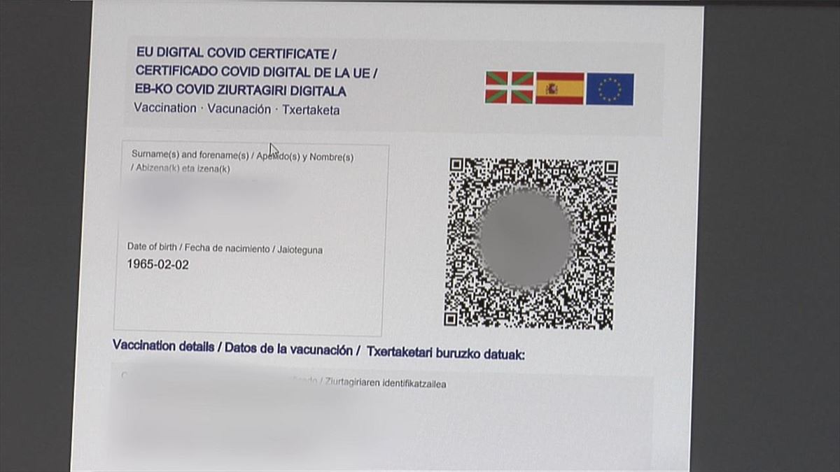 Certificado covid. Imagen obtenida de un vídeo de EiTB Media.