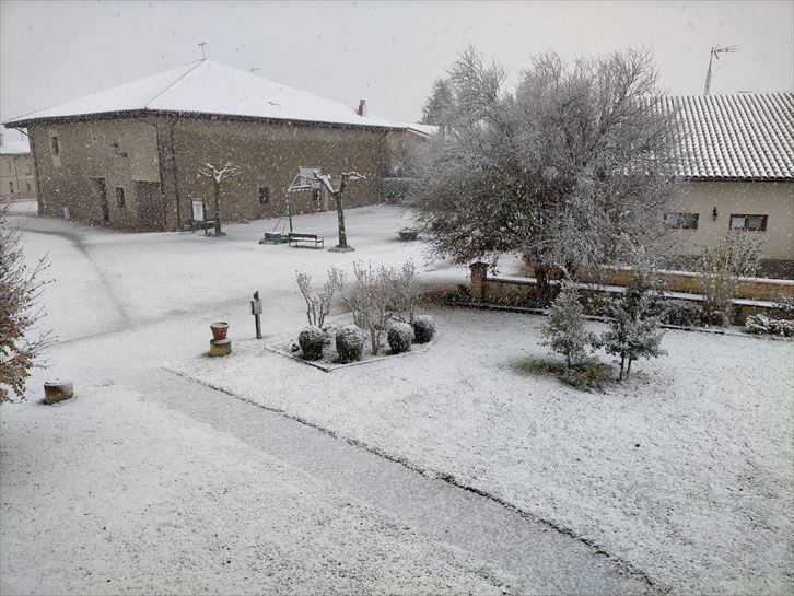 Gauna (Araba). Satur Aguirre