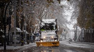 Activan en Navarra un dispositivo preventivo con 54 máquinas quitanieves para las próximas horas