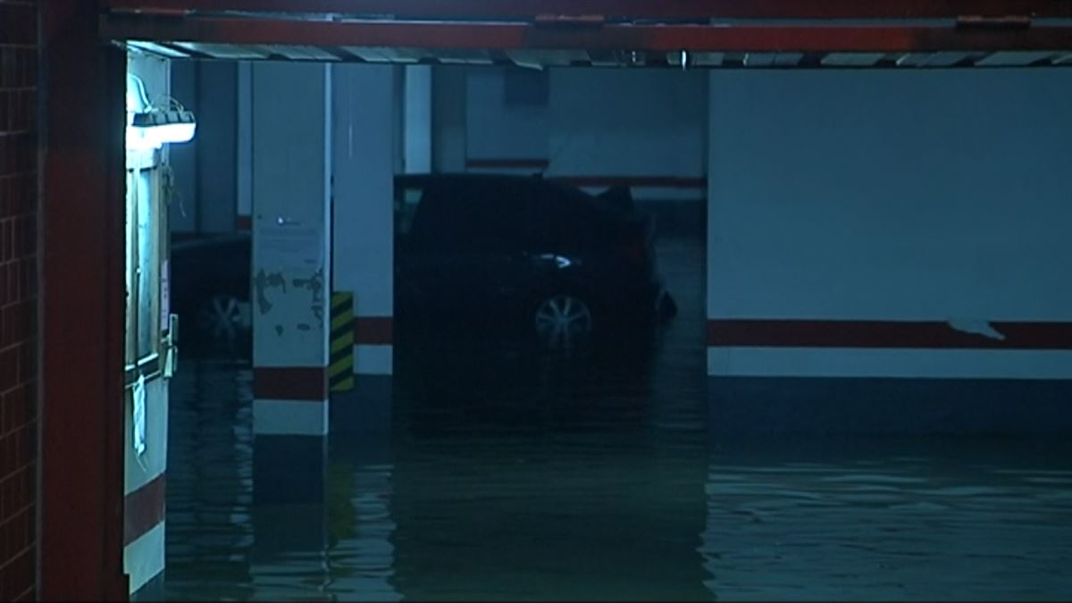 Garaje inundado en Basauri