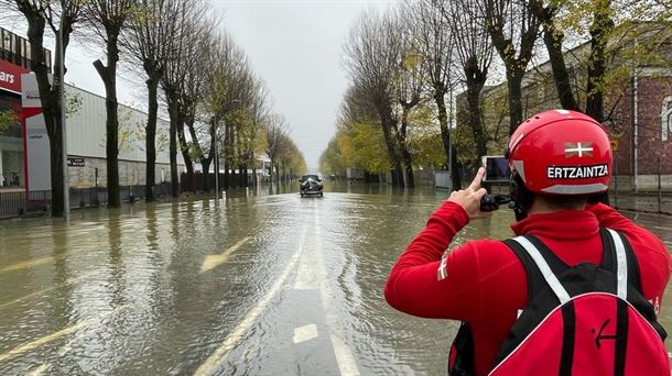 inundaciones,portal de gamarra,abetxuko, mendibil, durana, Vitoria-Gasteiz, testimonios, agua,