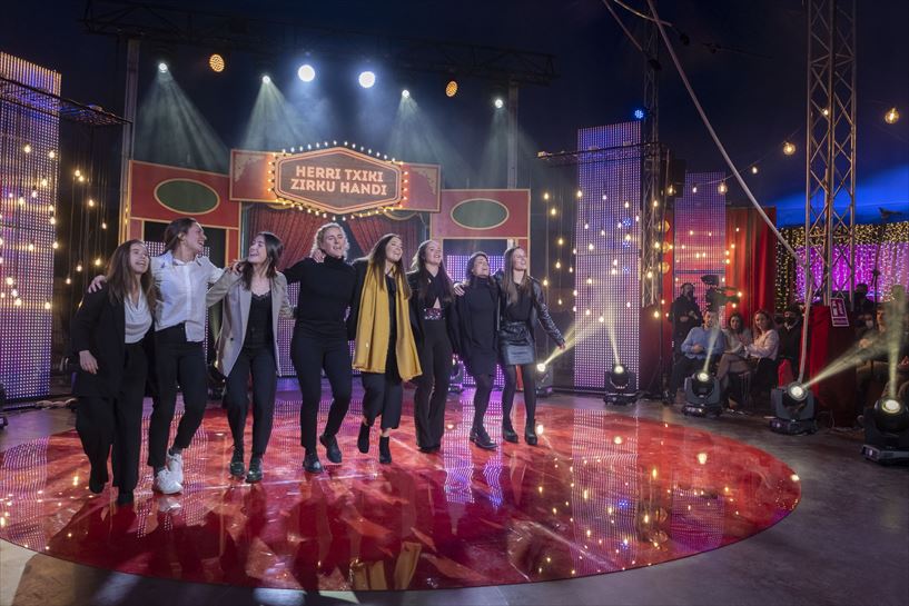 Euskal futbol taldeetako neskak