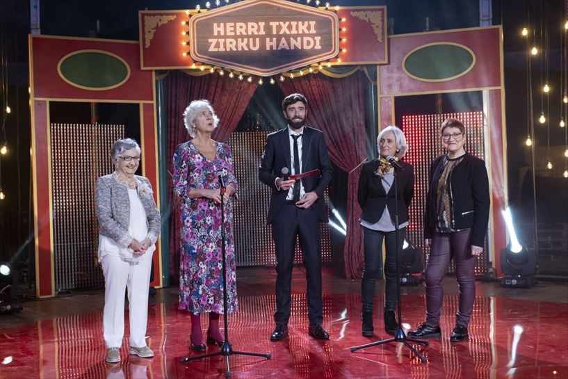 Garbiñe Biurrun, Eli Garmendia, Arantzazu Loidi eta Itziar Aizpuru