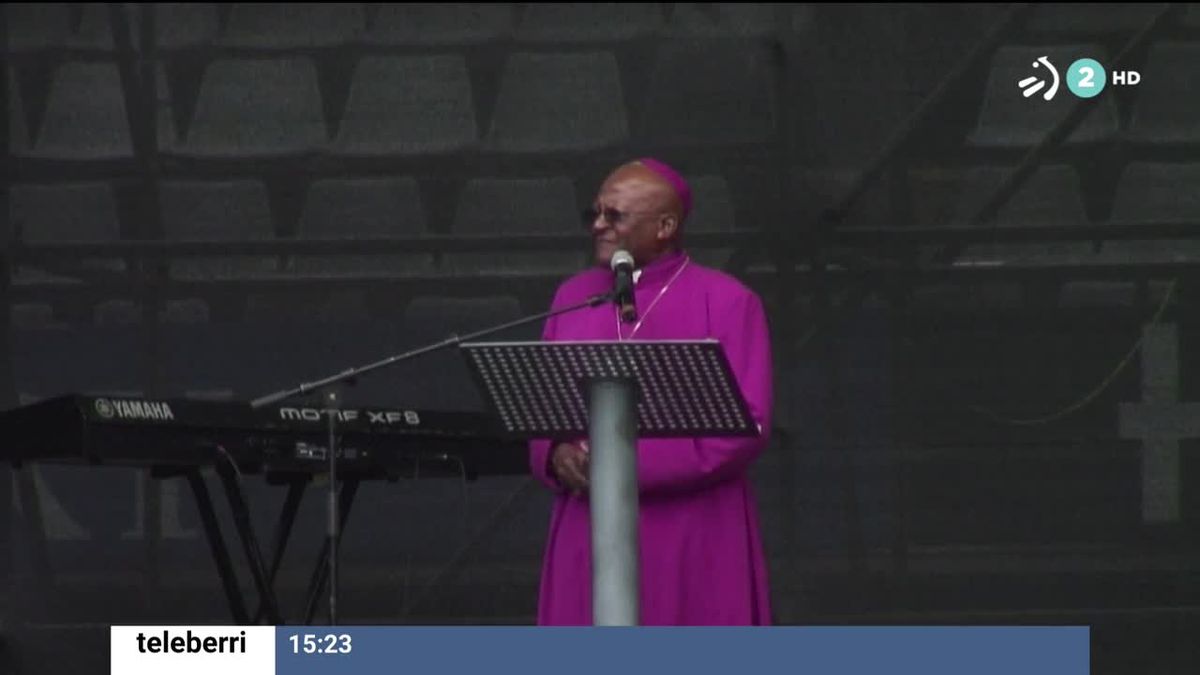 Desmond Tutu. Imagen obtenida de un vídeo de EITB Media.