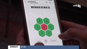 Kike Amonarriz: Euskaldunok hizkuntza ohituretan euskarazko eskaintzei lekua eman behar diegu