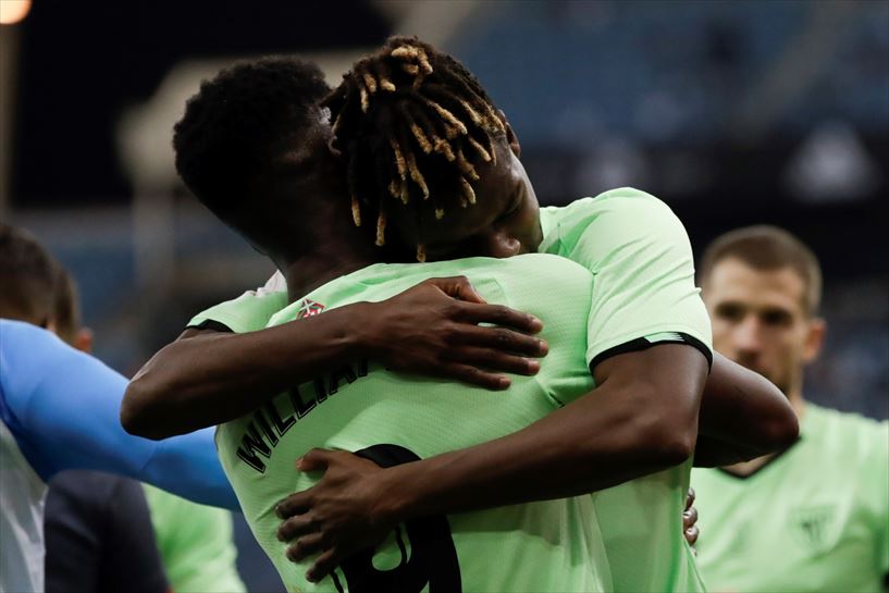 Iñaki eta Nico Williamsen arteko besarkada