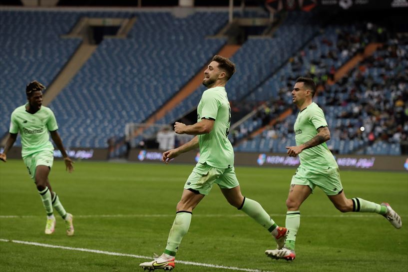 Yeray berdinketaren gola ospatzen