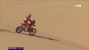 Al-Attiyah-k bere laugarren Dakarra irabazi du autoetan; Sunderlandek, bigarrena motoetan