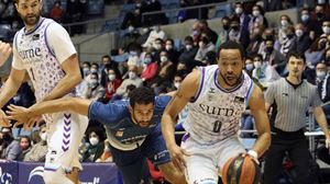 El Bilbao Basket gana en Santiago su primer partido como visitante de la temporada (91-96)