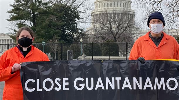 Guantánamo cumple 20 años. ¿Quiénes y cómo siguen allí? Esteban Beltránm director de AI España.