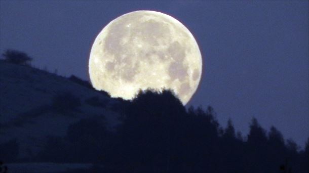 Luna llena. Foto de Iñaki Arteta.