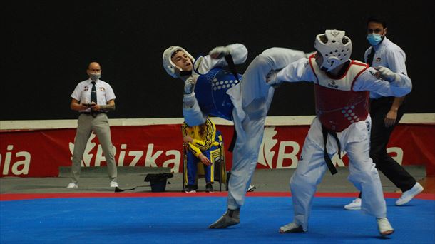 Euskadi participa en el Campeonato de España Senior de combate y técnica