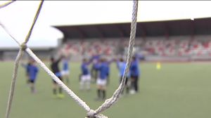 La Diputación de Álava suspende el deporte escolar en el exterior por el fuerte viento